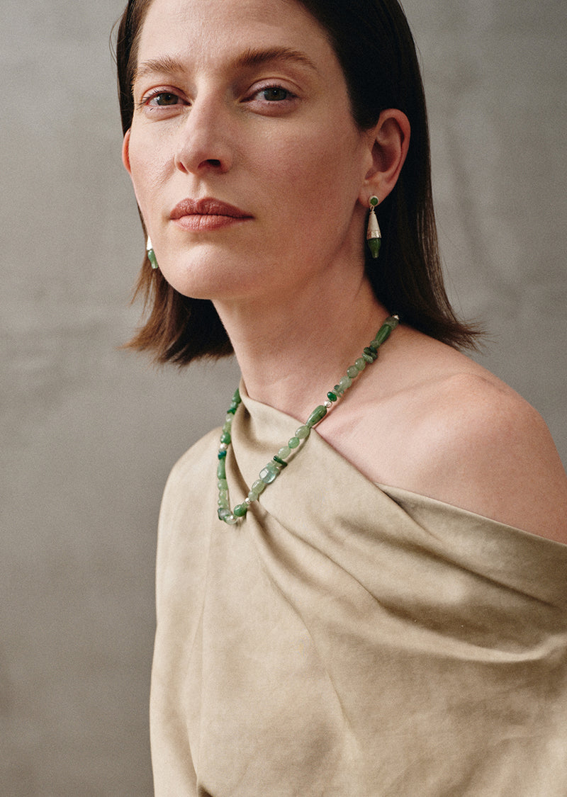 Distant Necklace