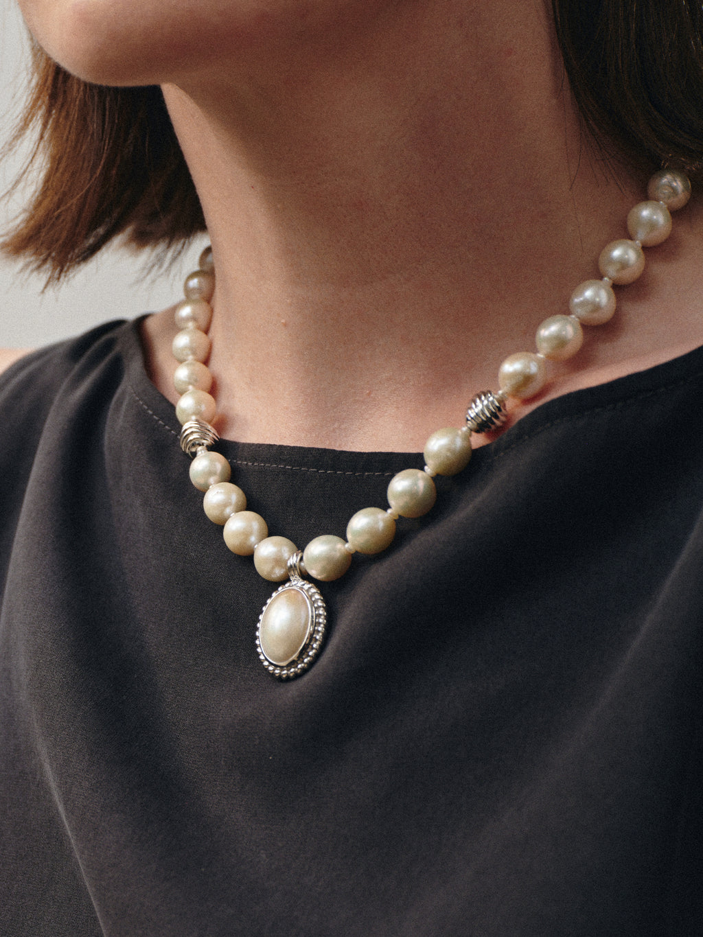 Foamy Necklace
