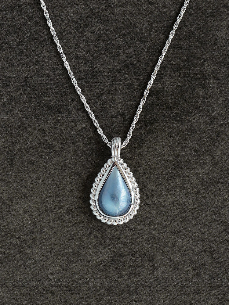 Tide Necklace