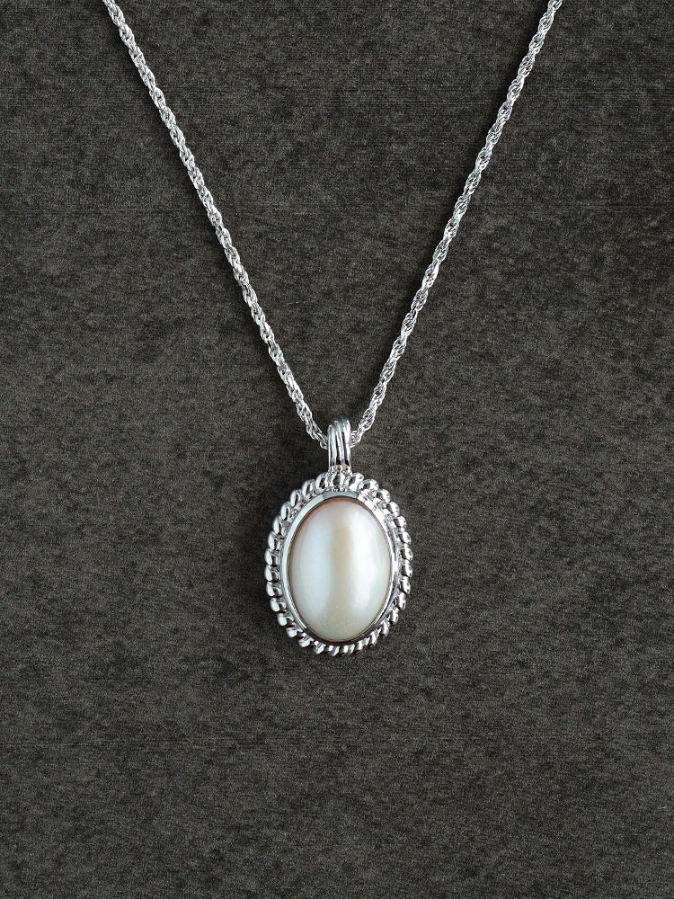 Tide Necklace
