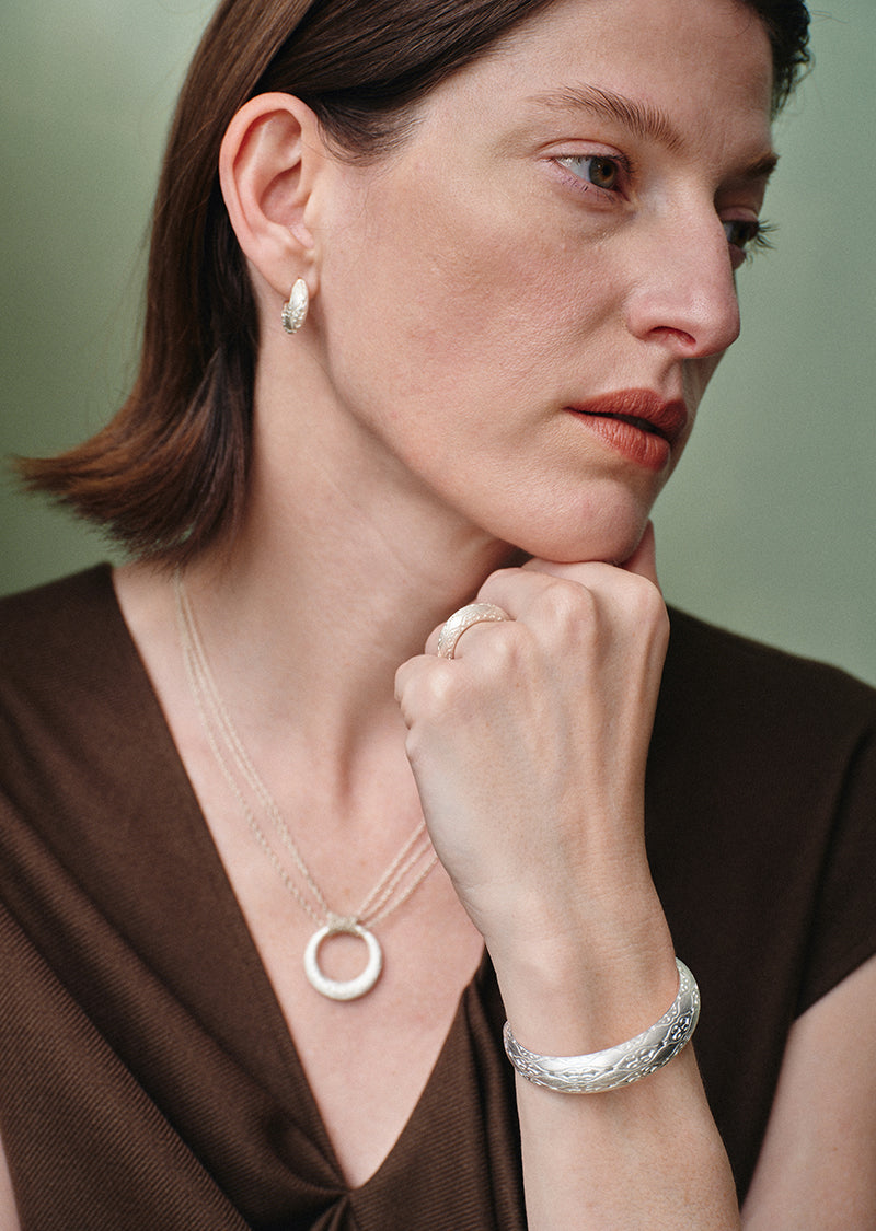 Slit of Light Bangle
