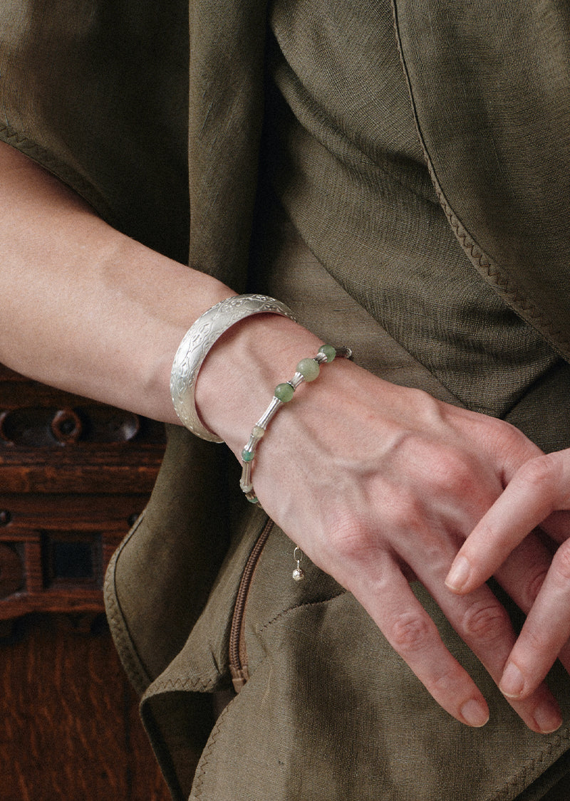 Slit of Light Bangle