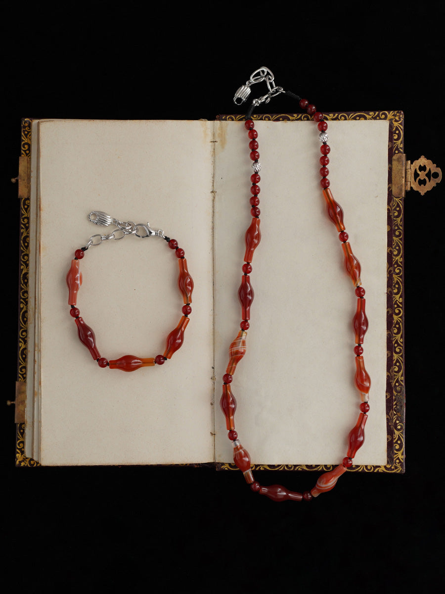 Vase Melody Necklace