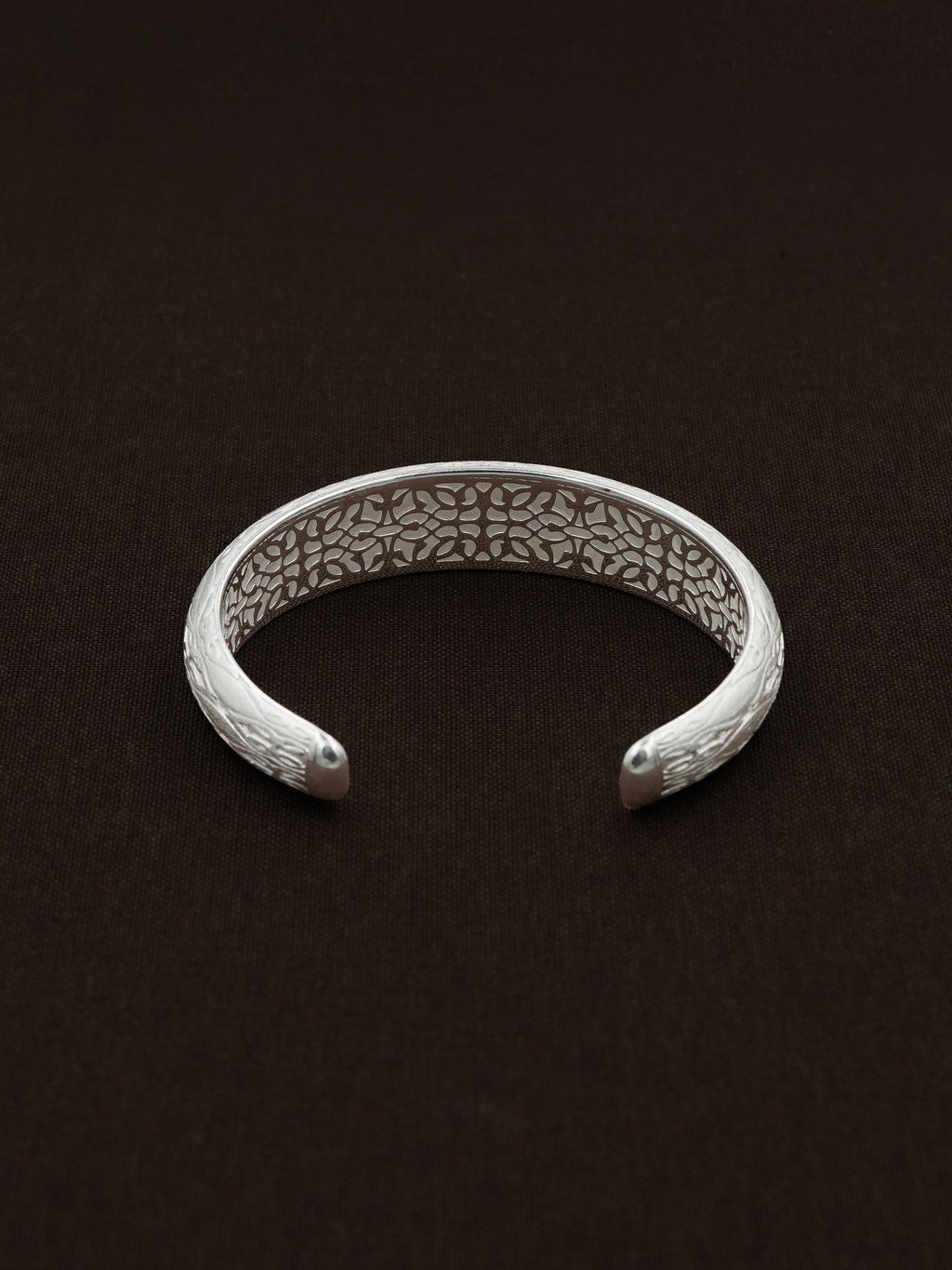 Slit of Light Bangle