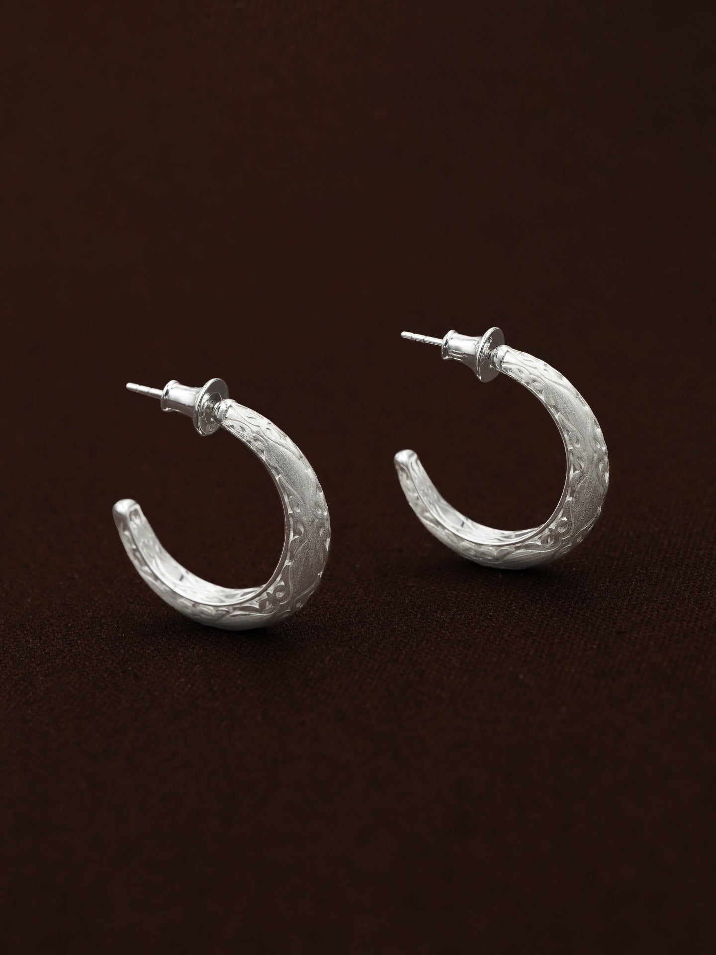 Slit of Light Hoops - Medium