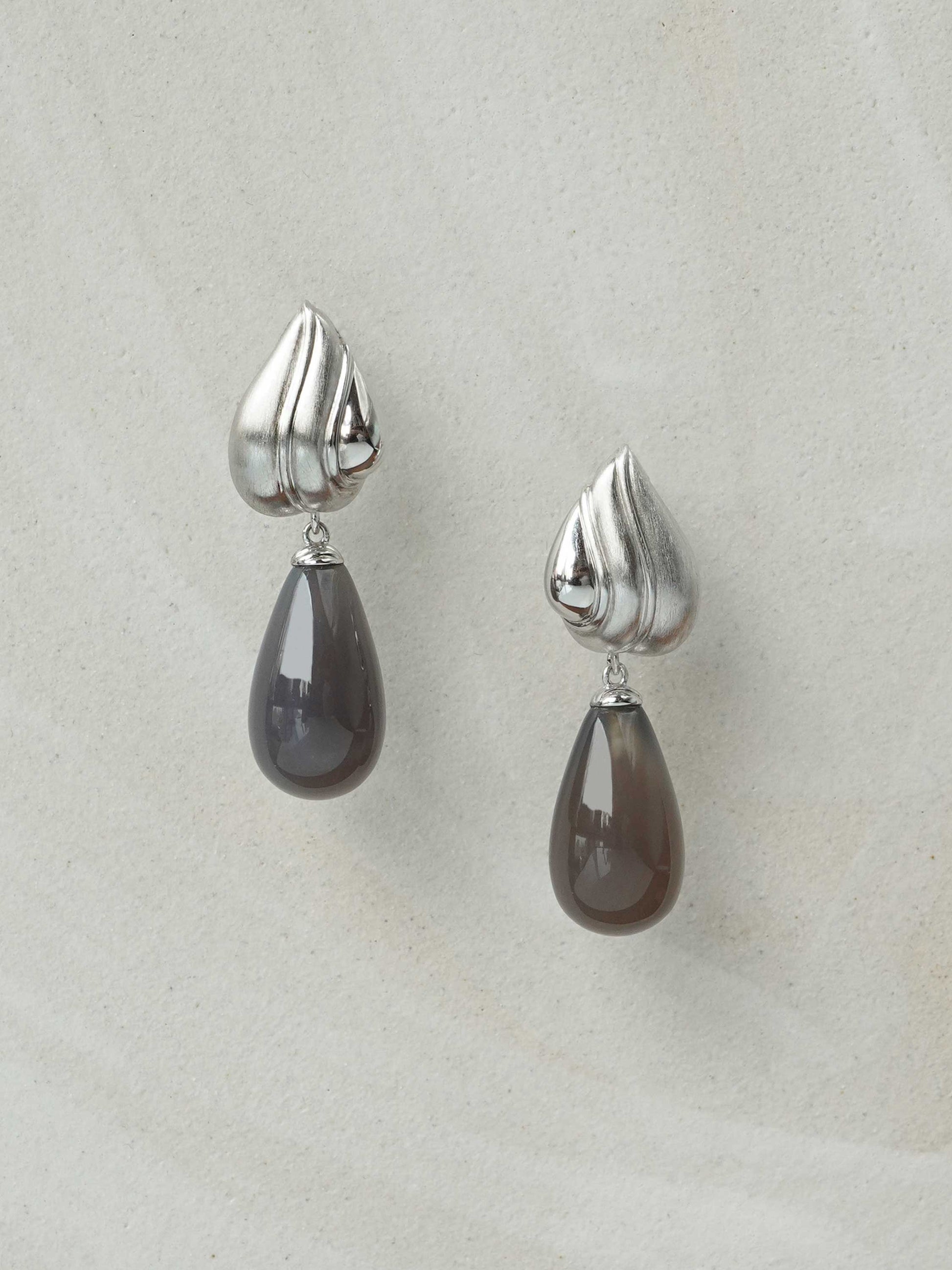 Breezy Drop Earrings