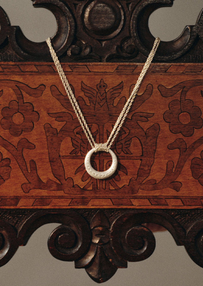 Slit of Light Necklace